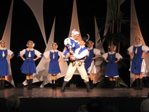 Danse Folklore (FIL053)